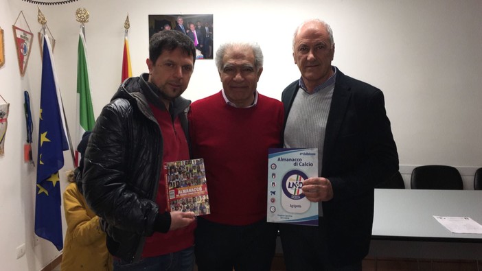 Gemellaggio editoriale: l'almanacco del calcio ligure con l'almanacco del calcio agrigentino