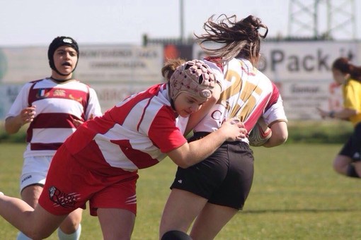 Il rugby? Anche per ragazze... Il rugby? Anche per ragazze...