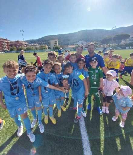 SANREMESE L’Under 10 vince la Tempocasa Cup e vola alle finali con Juventus, Milan e Chelsea