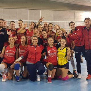 Pallavolo - Al Podenzana di netto il derby quasi provinciale con Ceparana