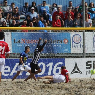 Beach Soccer: Serie A: Viareggio e Lazio ok