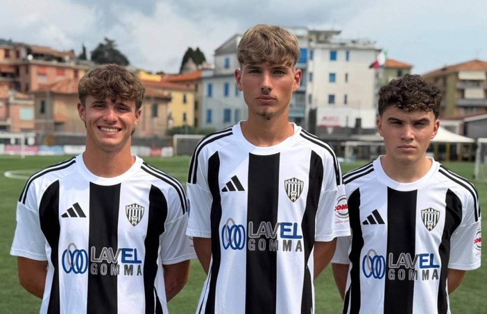 LAVAGNESE Orgoglio Cantera. Benvenuti in Prima Squadra LAVAGNESE Orgoglio Cantera. Benvenuti in Prima Squadra