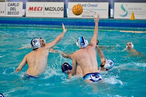 PALLANUOTO BOGLIASCO / A2M, I RAGAZZI BLOCCANO LA FLORENTIA. MA CHE RIMPIANTO!
