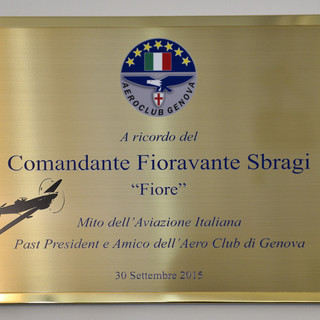 Una targa per un mito dell'aviazione