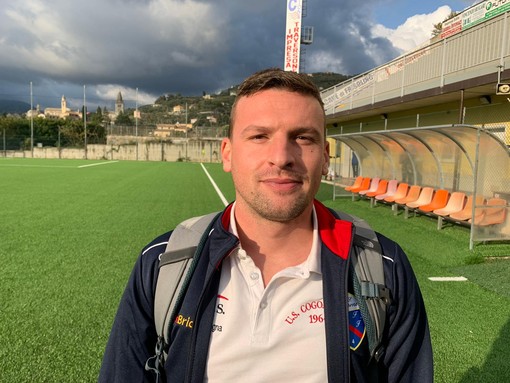 COGORNESE Via Muzio, panchina a Bacigalupo COGORNESE Via Muzio, panchina a Bacigalupo