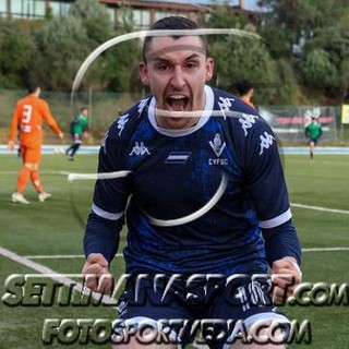MATTEO BATTAGLIA &quot;Stare sul divano non mi è mai piaciuto, farei 4 sport al giorno, il più conveniente è il calcio&quot;