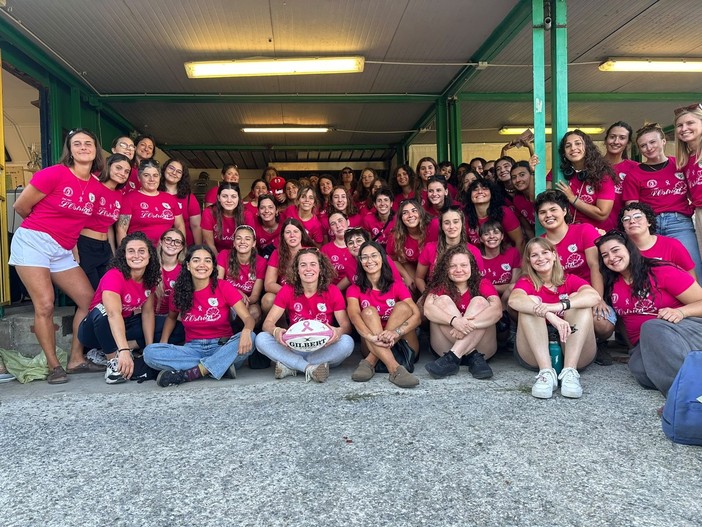 FIR Liguria - Il rugby femminile per LILT in una vera festa in rosa
