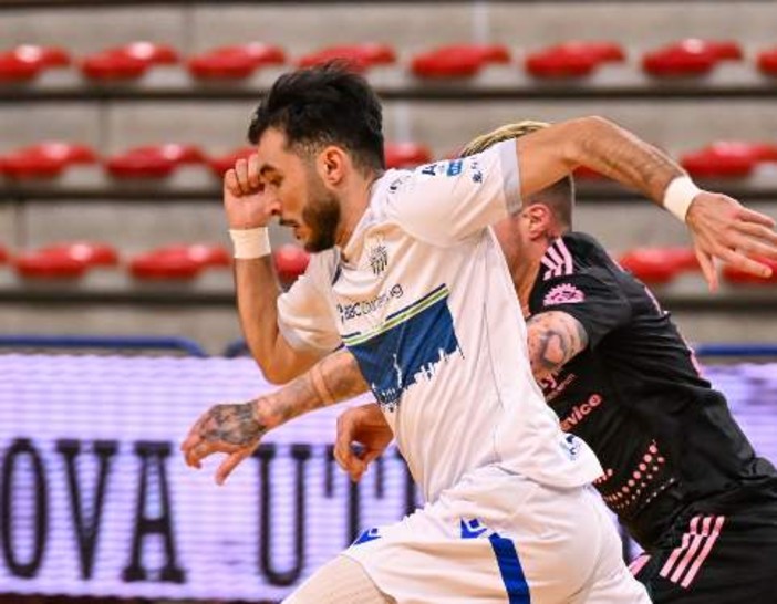 CALCIO A 5 CDM FUTSAL-PIROSSIGENO COSENZA 5-3