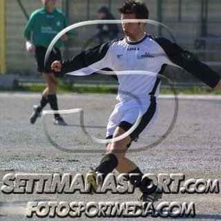 Cattardico nel 2003 con la maglia dell'Albenga