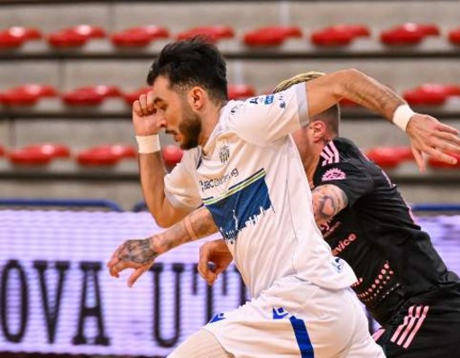 CALCIO A 5 CDM FUTSAL-PIROSSIGENO COSENZA 5-3