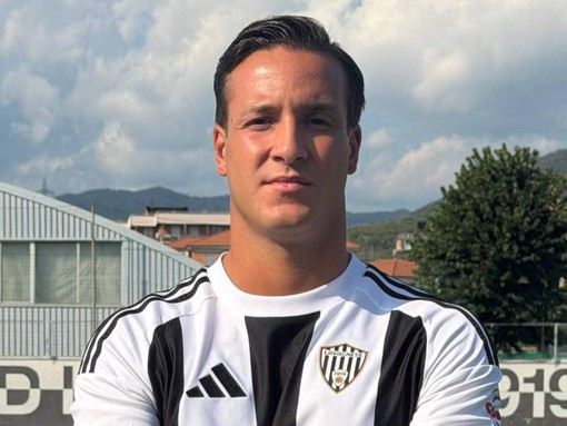 ECCELLENZA Giordano Conti sceglie Lavagna: un rinforzo di qualità per l'attacco bianconero ECCELLENZA Giordano Conti sceglie Lavagna: un rinforzo di qualità per l'attacco bianconero