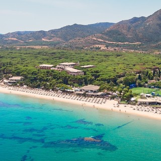 La Pro Recco Academy attracca in Sardegna con l'élite dello sport mondiale