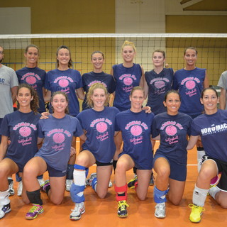 Le ragazze della prima squadra della Normac AVB