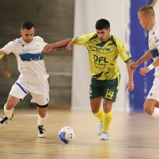 CALCIO A 5 CDM Futsal-Sala Consilina 4-9, una serataccia da dimenticare in fretta