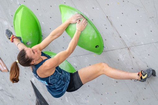 ARRAMPICATA SPORTIVA BOULDER Fantastico argento per Camilla Moroni in Coppa del Mondo in Cina