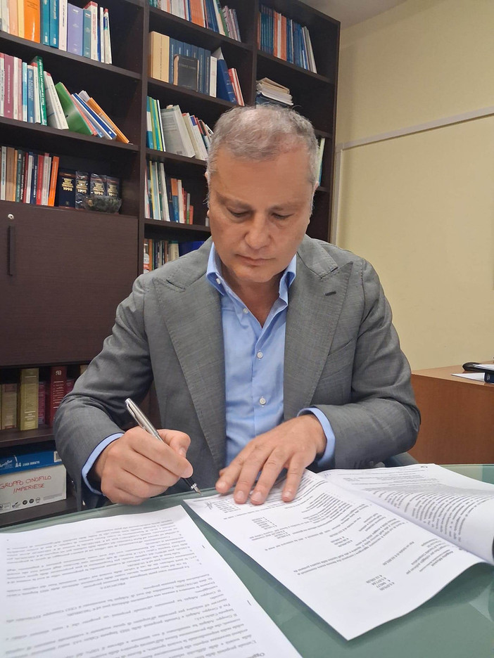 Arkipiù srl acquisisce l’Imperia calcio: al via un nuovo corso all’insegna di strategia e valore sociale Arkipiù srl acquisisce l’Imperia calcio: al via un nuovo corso all’insegna di strategia e valore sociale