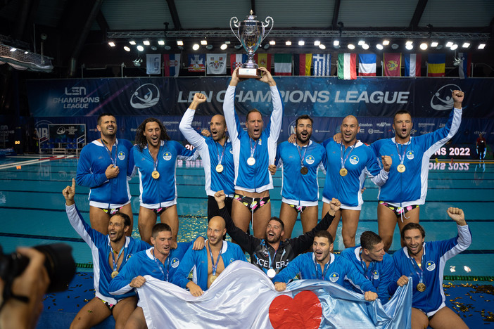 PALLANUOTO Champions League, la Pro Recco alza la decima