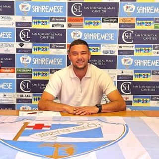 SANREMESE Il centrocampista Andrea Gulli è biancoazzurro