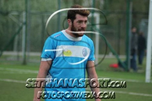 TANTI AUGURI RICCARDO GAGGERO "Il calcio per me è il momento in cui metto da parte la ”vita” e mi godo i miei compagni" TANTI AUGURI RICCARDO GAGGERO "Il calcio per me è il momento in cui metto da parte la ”vita” e mi godo i miei compagni"