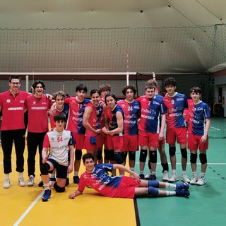 Pallavolo - Valdimagra U17 in fuga mentre la 1.a squadra s'allena