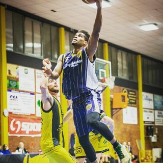 Basket - L'esterno Josandel Ramòn Ramirez il primo rinforzo della Tarros Spezia