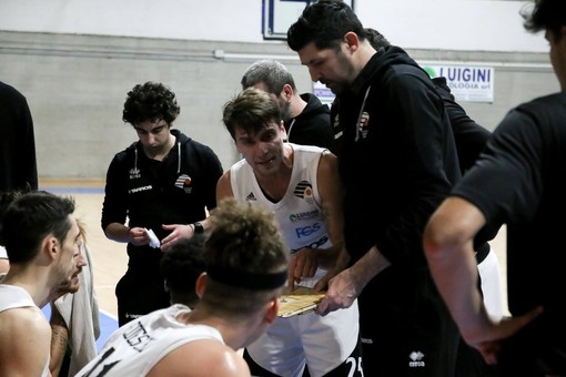 BASKET / TARROS, SERVE UNA REAZIONE DI SQUADRA