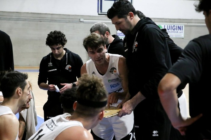 BASKET / TARROS, SERVE UNA REAZIONE DI SQUADRA