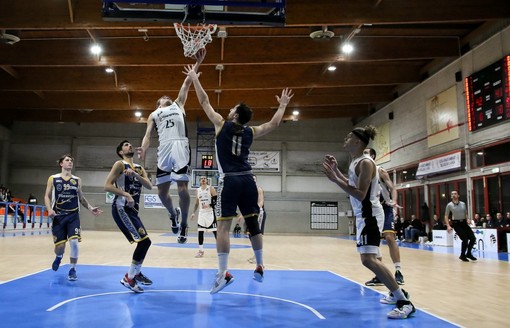 BASKET TARROS / ORA SERVE UNA PROVA DI MATURITA'