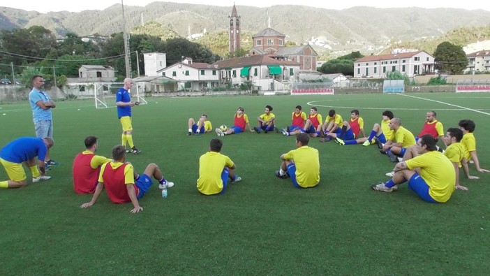 PROMO B/ LEVANTO-LITTLE CLUB JAMES 3-0