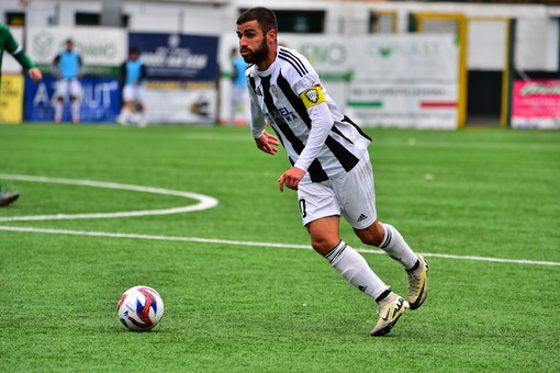 LAVAGNESE / BIANCONERI DUE VOLTE IN VANTAGGIO, L'ASTI STRAPPA UN PAREGGIO CON FORTUNA