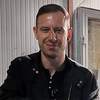 CARUSO SMART ENERGY PRESENTA la schedina di TERZA B con ANTONELLO LAZZARI