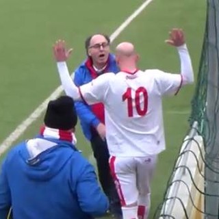 VIDEO - Mister Maisano espulso dopo aver sostituito Ranieri. Guarda il video