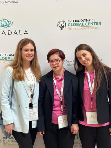Lucrezia Parodi, Chiara Petrozzi e Cinzia Pantaleo del team Eunike ad Abu Dhabi per il vertice del Global Center Special Olympics &quot;Inclusione per il domani&quot;