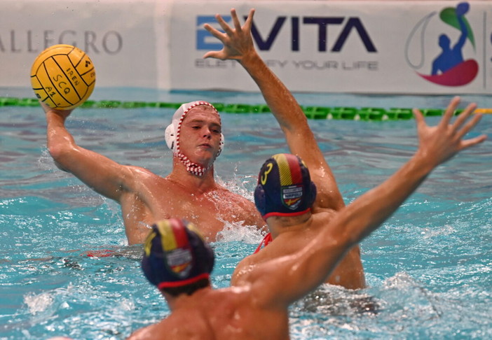 PALLANUOTO Iren Quinto ko in casa del Posillipo PALLANUOTO Iren Quinto ko in casa del Posillipo