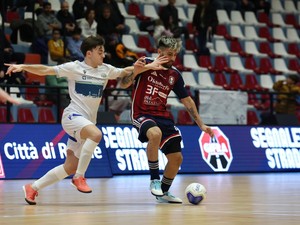CALCIO A 5 Pirossigeno Cosenza-CDM Futsal 0-0: un pareggio per il giro di boa del campionato