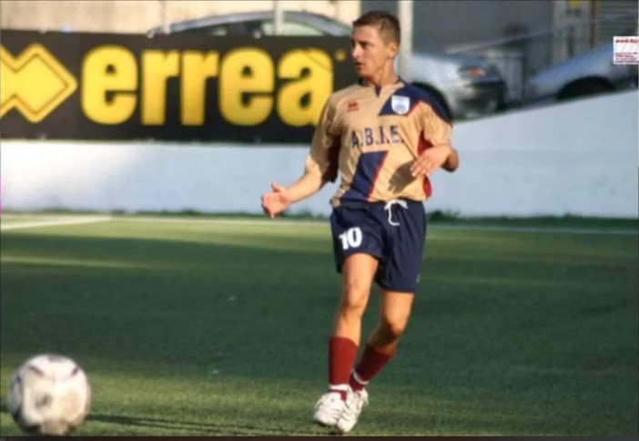 TANTI AUGURI A... SIDIO RIZZA I primi 50 anni del bomber del Voltri 87