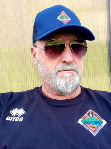 LA SALA STAMPA DI PRIMA D - RAVECCA: "Se l'arbitro non può cambiare maglia per lo sponsor, questo calcio mi fa sempre più schifo" LA SALA STAMPA DI PRIMA D - RAVECCA: "Se l'arbitro non può cambiare maglia per lo sponsor, questo calcio mi fa sempre più schifo"