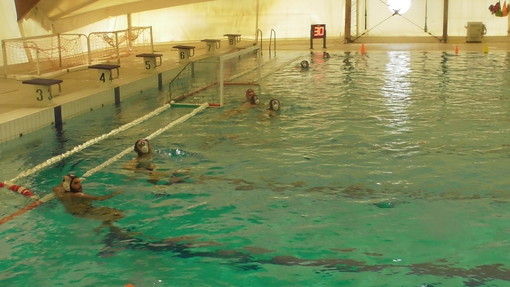 Pallanuoto - Il Lerici Sport torna alla vittoria nel derby col Marina