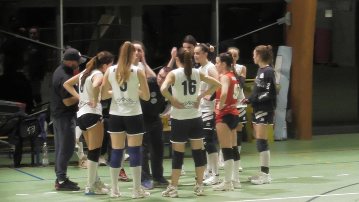 Pallavolo - Primo punto per il Lunezia Volley in Serie C Pallavolo - Primo punto per il Lunezia Volley in Serie C