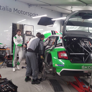 Umberto Scandola e Guido D'Amore, Skoda Fabia R5, vincono gara Uno al 63° Rallye di Sanremo