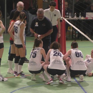 Pallavolo - Lunezia Volley salvo