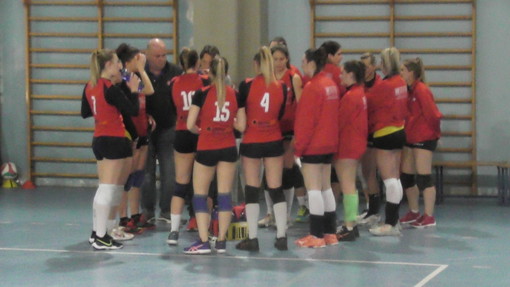 Pallavolo - Podenzana Tresana sconfitto di netto a Celle Ligure