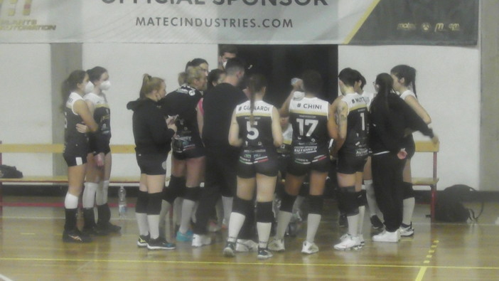 Pallavolo - Frena a Prato la Matec Group Spezia