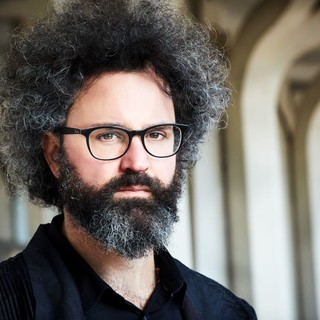 SIMONE CRISTICCHI: al via il pre-order di &quot;ABBI CURA DI ME&quot;
