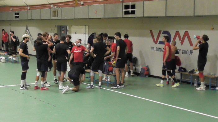 Pallavolo - Vittoriosa la prima uscita della Zephyr Mulattieri Valdimagra