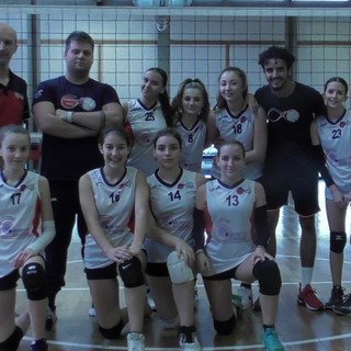 Pallavolo - Podenzana Tresana terza alle finali Under 13