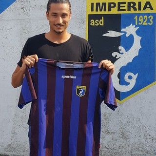 BUON COMPLEANNO E 10 DOMANDE A... Samuele Sassari!