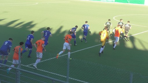 Calcio - L' Intercomunale Beverino ferma la capolista