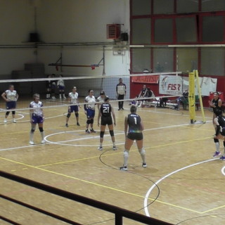 Pallavolo - A Sampierdarena la matricola Rainbow Spezia