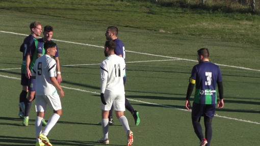 Calcio - Derby provinciale a Beverino